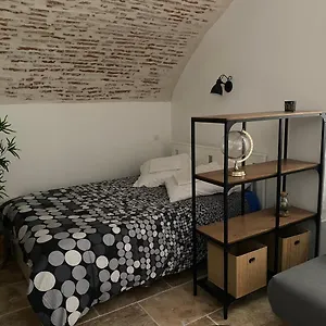 studio-avec-une-belle-vote-en-pierre.midi-pyreneeshotels.com/